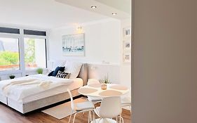 NEU - Frisch renoviertes Ferienapartment Waterkant